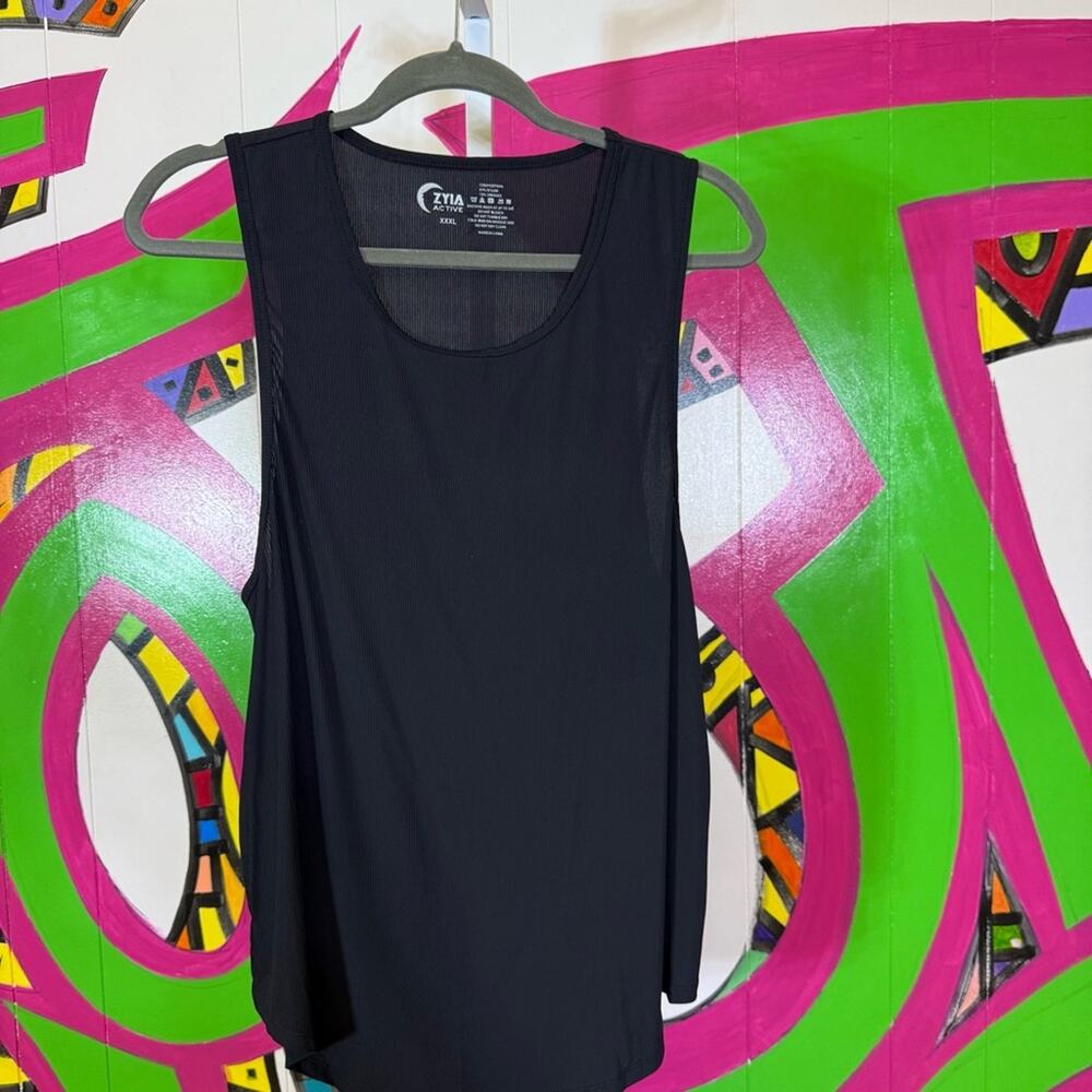 Zyia, Ribbed Muscle Tank. Size XXXL. Black. In excellent condition!